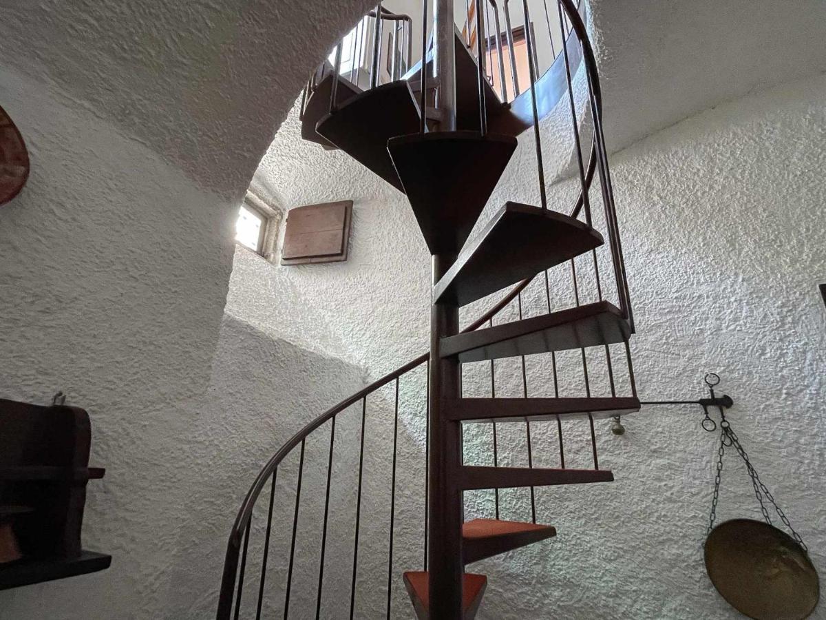 Il Convento Ancient Apartment With Private Garden Bellagio Luaran gambar
